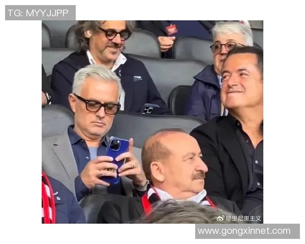 伊利签约的足球明星是谁引发了众多球迷的关注与热议 伊利签约的足球明星是谁引发了众多球迷的关注与热议