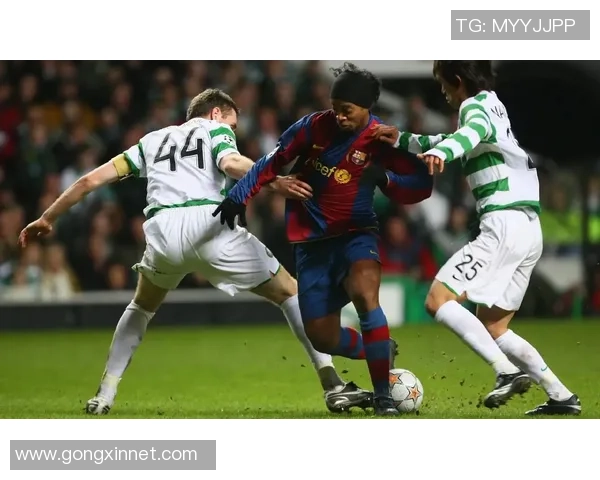 教小学的足球明星如何培养孩子们的足球兴趣与技能提升之路 教小学的足球明星如何培养孩子们的足球兴趣与技能提升之路