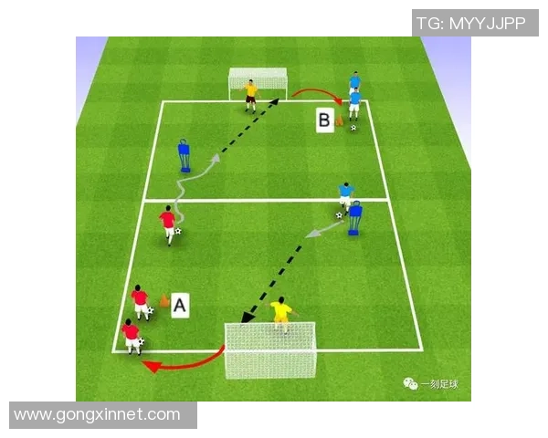 女人们如何通过观看足球明星视频提升对足球的热爱与理解